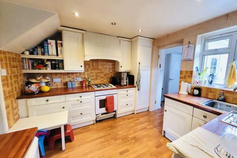 3 bedroom terraced house for sale, Fairmead Crescent, Edgware HA8