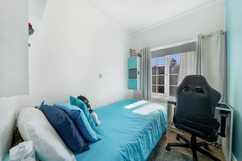 20 Sylvan Road, London, E7 8BN