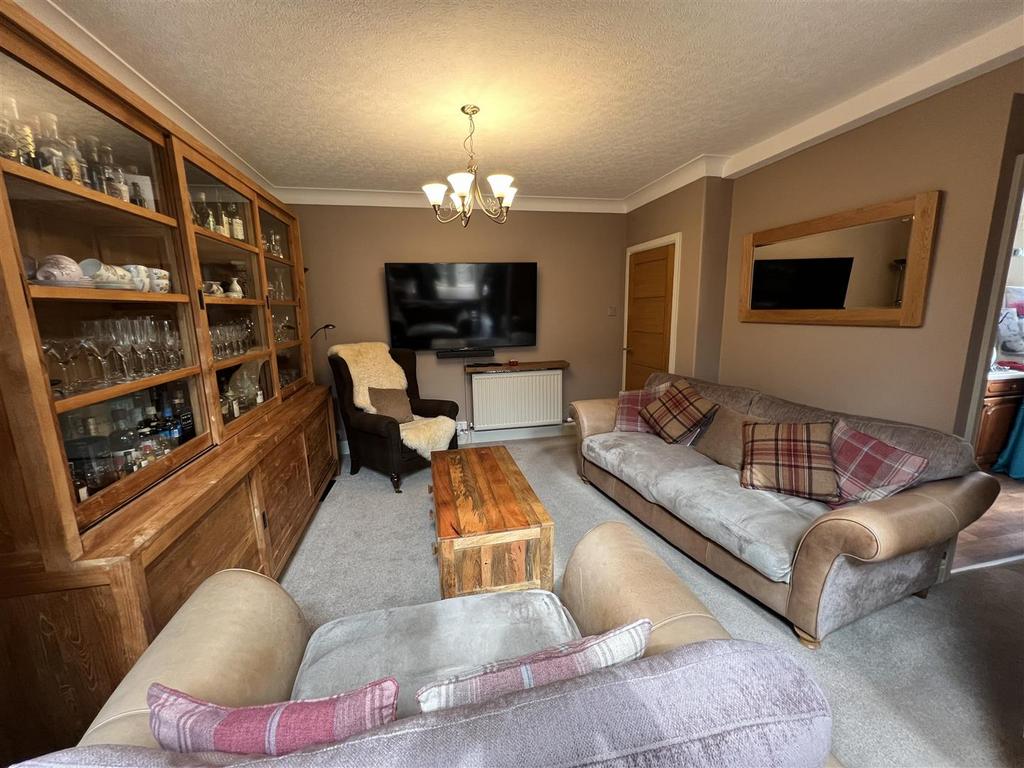 Seperate lounge