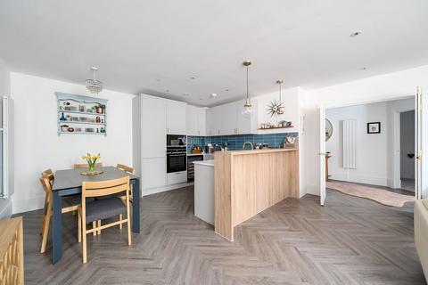 2 bedroom apartment for sale, Fellowes Rise, Winchester, SO22