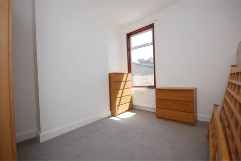 2 bedroom flat to rent, Wakeman Road, Kensal Rise, NW10