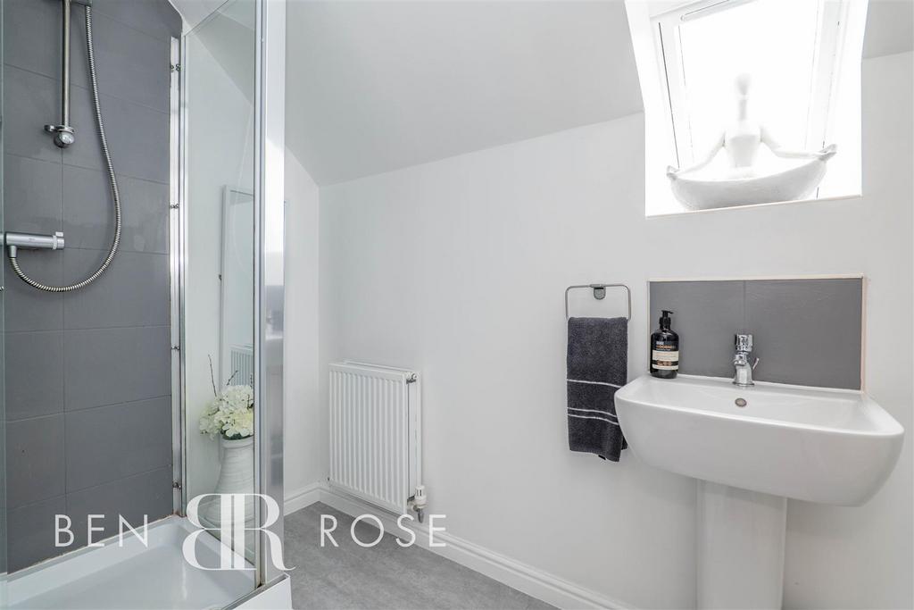 Master Ensuite