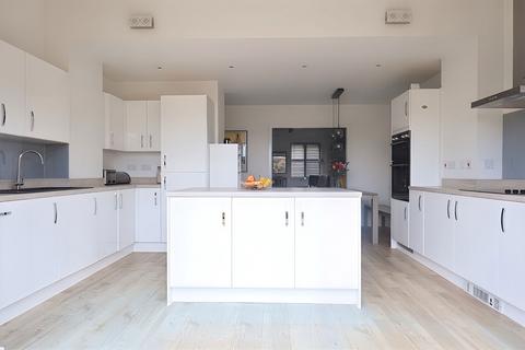 109 Centenary Way, Witney, OX29 7AZ