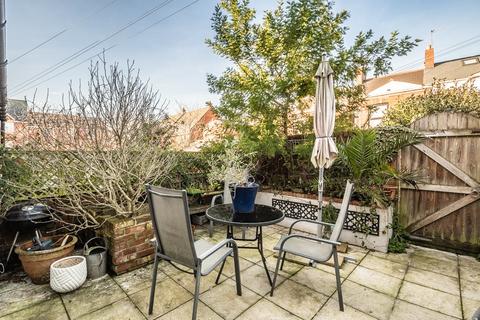 25 Boyne Road, Budleigh Salterton, EX9 6SE