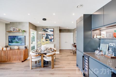 2 bedroom apartment for sale, Astell Road, Kidbrooke, SE3 9FN
