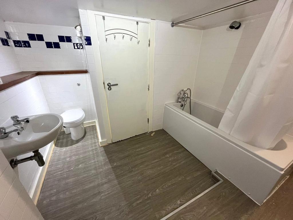 Bathroom 2