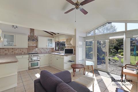 3 bedroom semi-detached house for sale, High Road, North Weald, CM16
