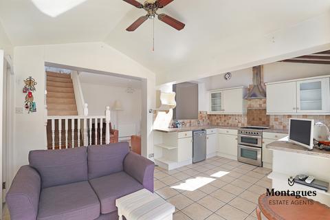 176 High Road, North Weald, Epping, CM16 6BZ