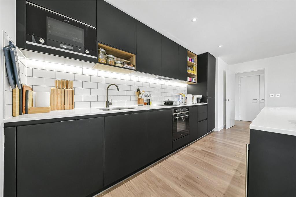 Apartment in London - View 3