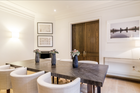 3 bedroom apartment to rent, Duke Street, London W1K