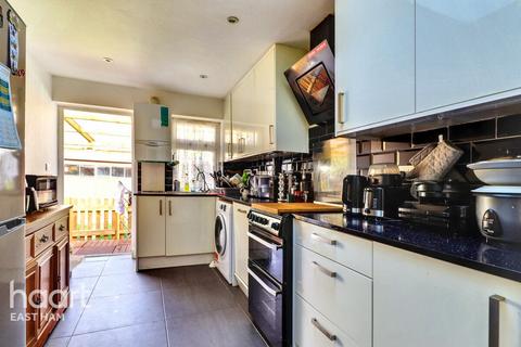 4 bedroom terraced house for sale, Roman Road, London