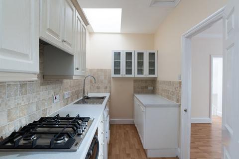 2 bedroom apartment for sale, Weston, Weston Lodge, BA1