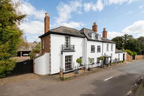 3 bedroom townhouse for sale, Wratten Road, Hitchin