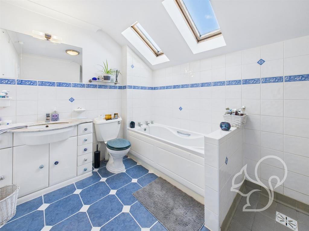 Ensuite
