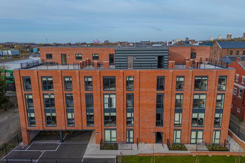 undefined, Liverpool L3