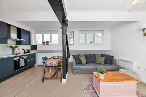 2 bedroom flat for sale, Green Drift, Royston SG8