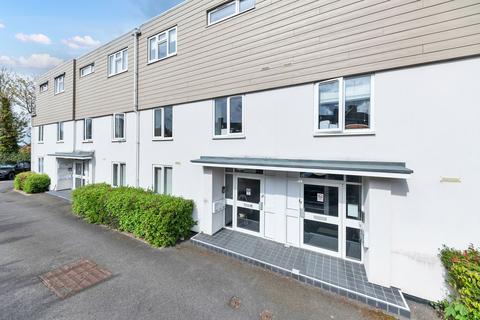 2 bedroom flat for sale, Green Drift, Royston SG8