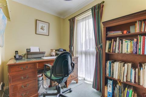 6 Colehills Close, Clavering, Saffron Walden, CB11 4QY