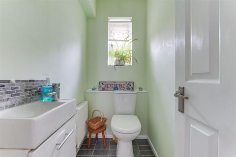 6 Colehills Close, Clavering, Saffron Walden, CB11 4QY