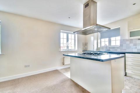 2 bedroom flat to rent, Porters Field, Braintree CM7
