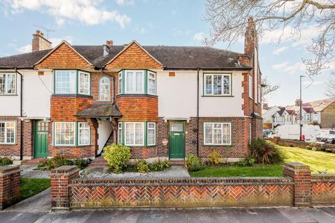 2 bedroom maisonette for sale, Windmill Road, Ealing