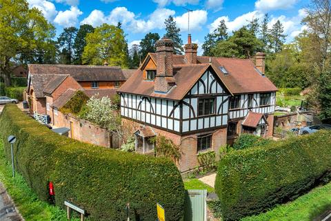 undefined, Petworth Road, Chiddingfold, Godalming, Surrey, GU8
