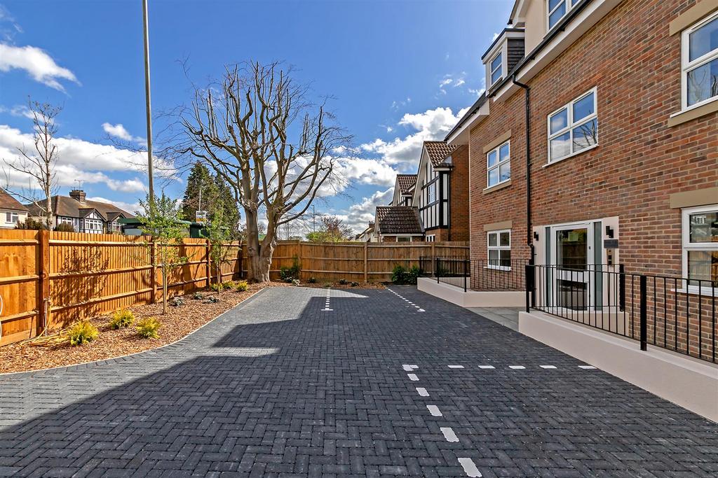 382 Hatfield Road-5.jpg