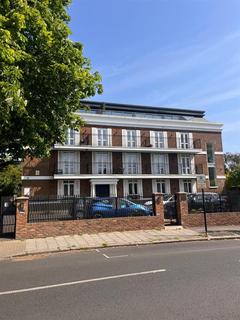 undefined, The Grove, Isleworth TW7