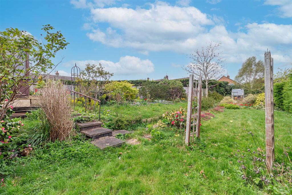 Garden-6 16.jpg