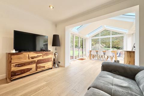 undefined, Woodhall Court, Colton
