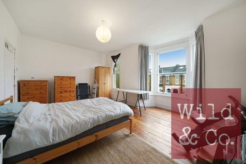 2 bedroom flat for sale, Sach Road, Clapton