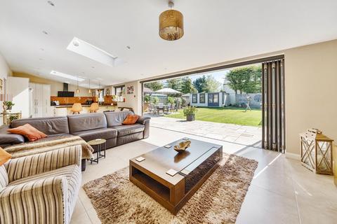 4 bedroom detached house for sale, Gore Road, Burnham, SL1