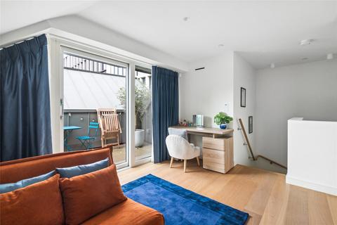 10 Chilworth Mews, London, W2 3RG