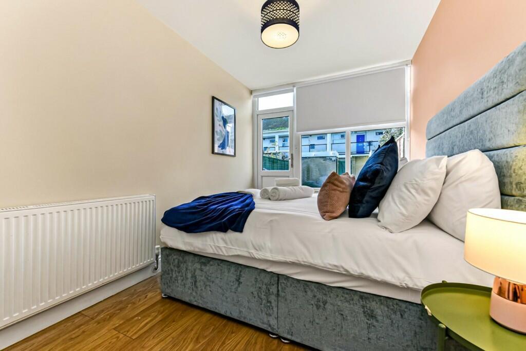 242054 Cassland Road Serviced Apartment IMG 12 0000.j