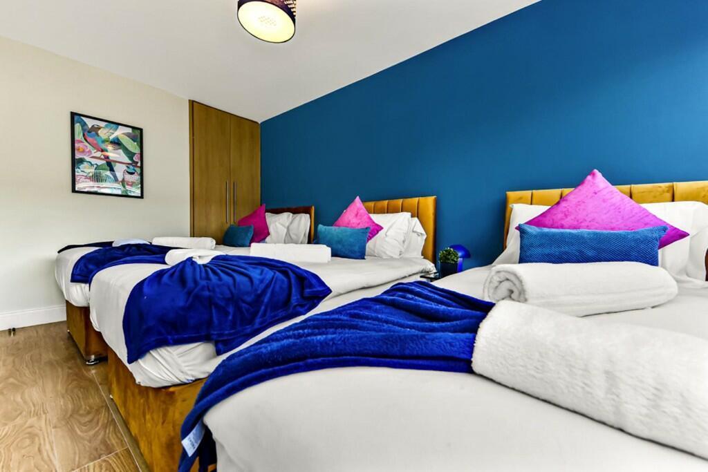 242054 Cassland Road Serviced Apartment IMG 05 0000.j