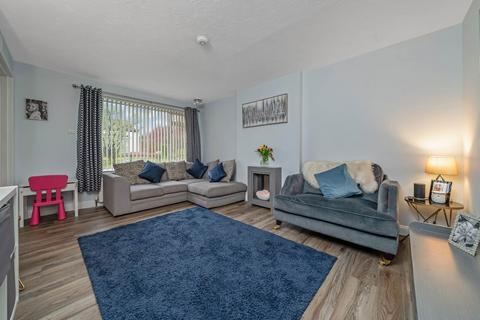 39 Burnside Gardens, Kilbarchan, Johnstone, PA10 2HQ