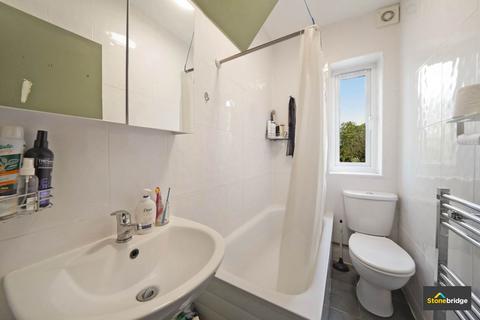 72a Durham Road, Manor Park, London, E12 5AX