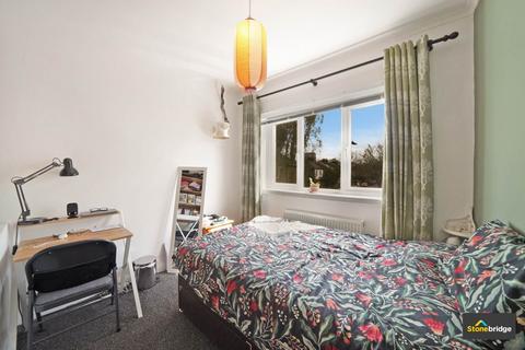 72a Durham Road, Manor Park, London, E12 5AX