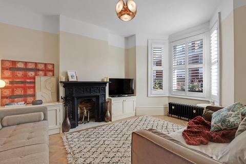 27 Elderton Road, London, SE26 4EY