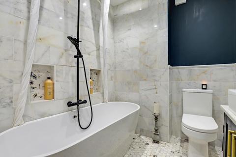 27 Elderton Road, London, SE26 4EY