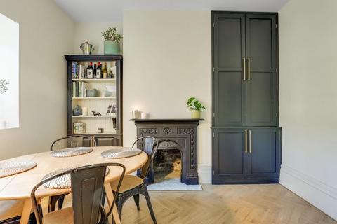 27 Elderton Road, London, SE26 4EY