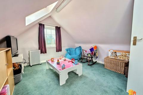 128 Berkeley Avenue, Chesham, HP5 2RT