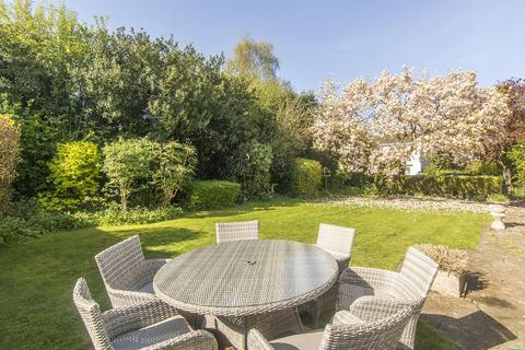 5 bedroom country house for sale, College Street, Ullesthorpe, Lutterworth