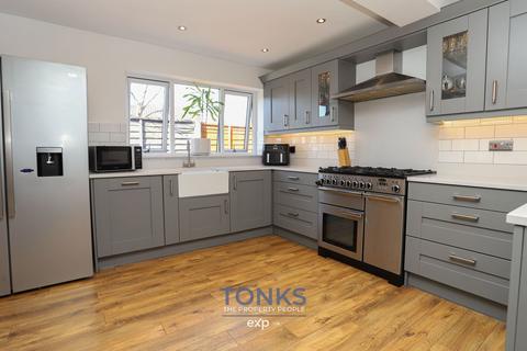 undefined, Hamilton Avenue, Halesowen B62