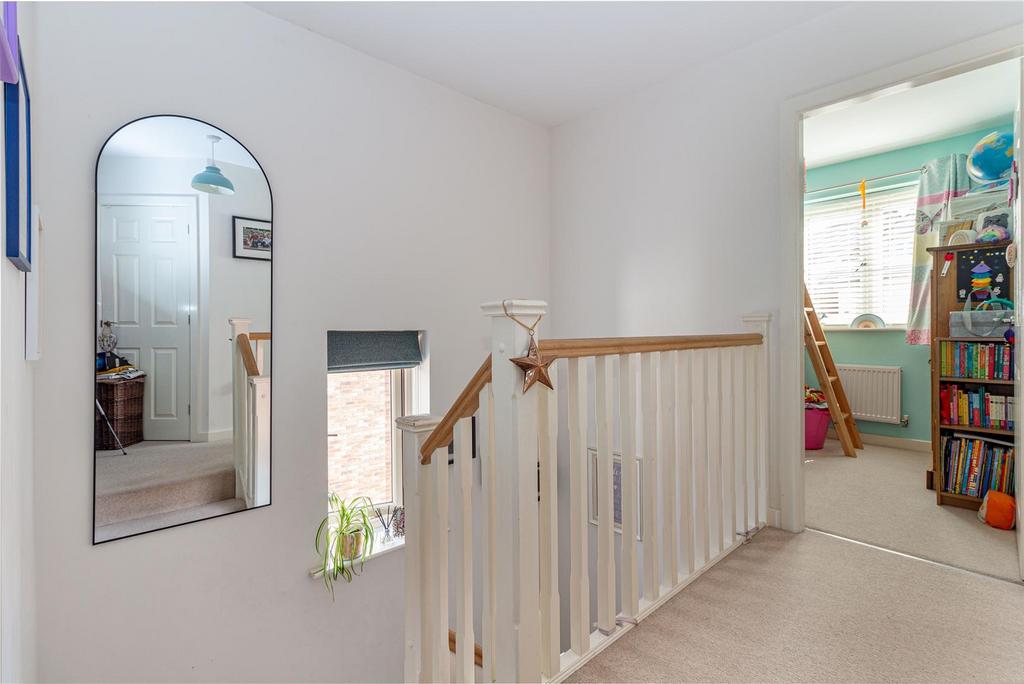 Hallway-1.jpg