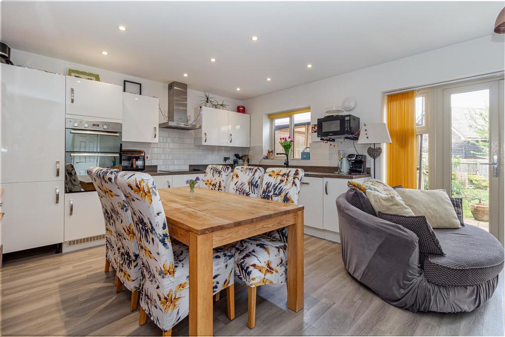 Kitchen-1.jpg
