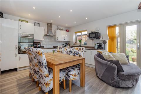 47 Dalziel Drive, Whittington, Worcester, WR5 2QY