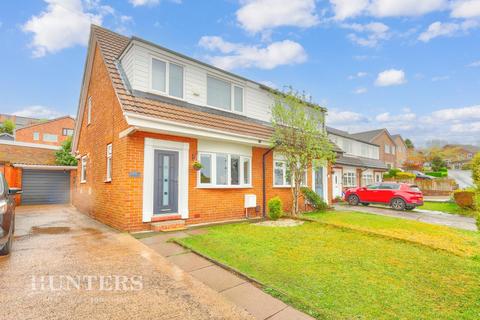 15 Laurels Drive, Littleborough, OL15 0DU