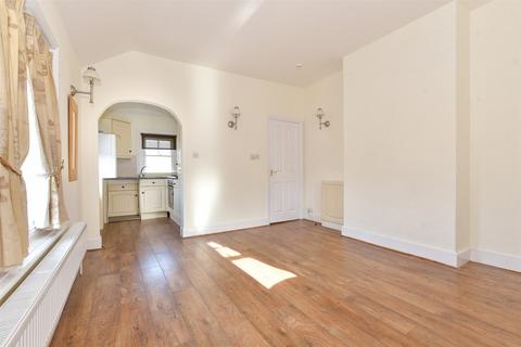 Studio for sale, Nelson House, Ryde PO33