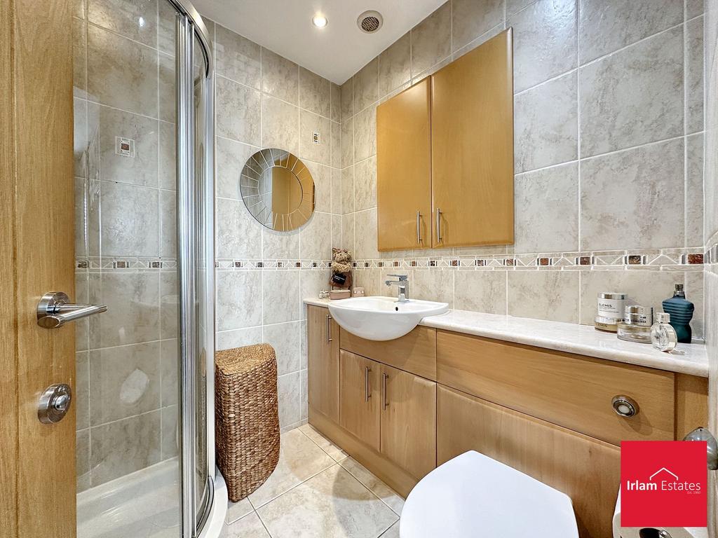 Ensuite